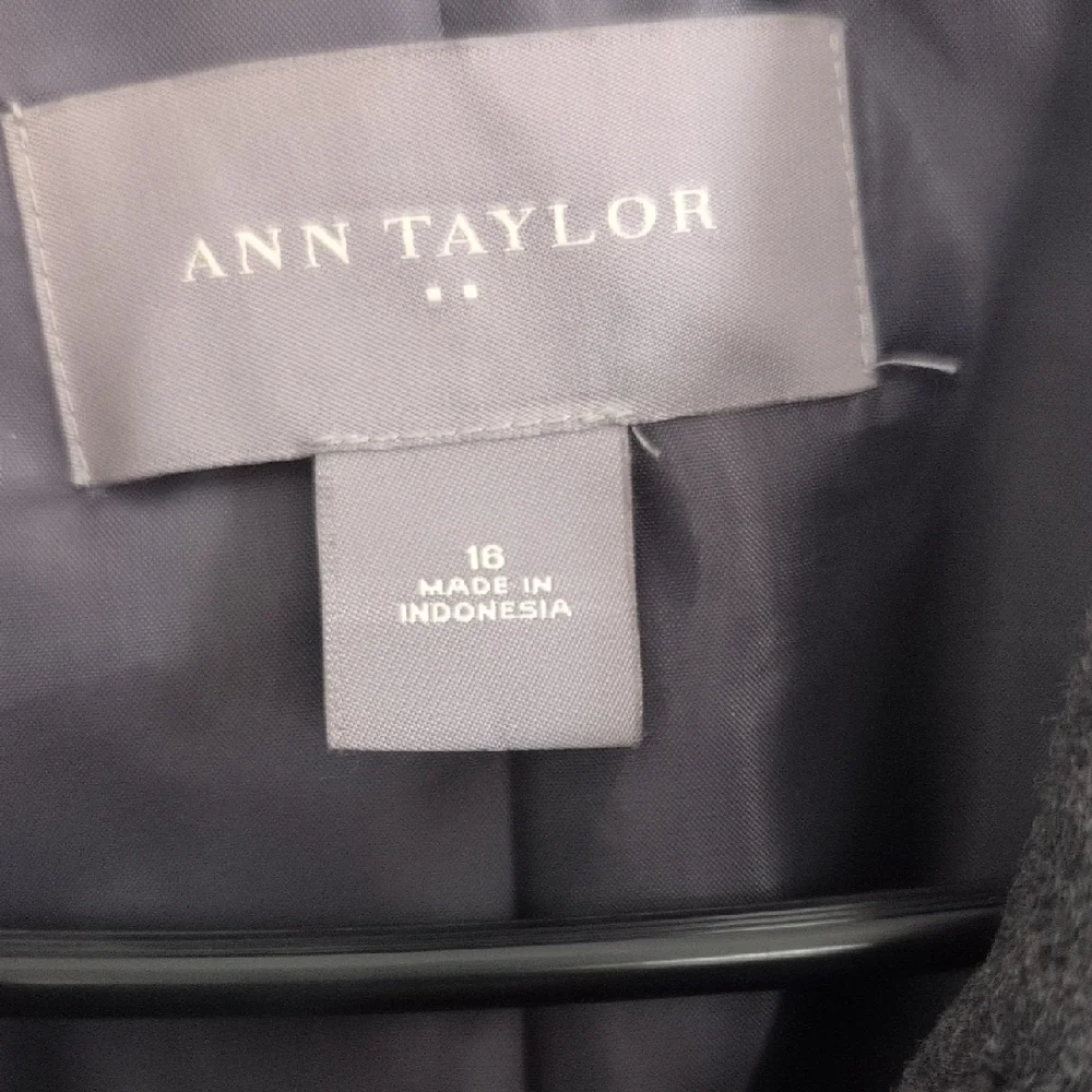Ann Taylor Charcoal Trench Coat - Picture 2 of 4